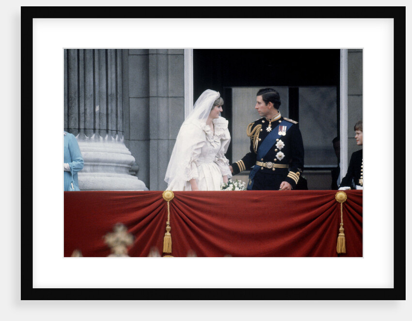 Princess Diana and Prince Charles on the balcony of Buckingham Palace by MSI