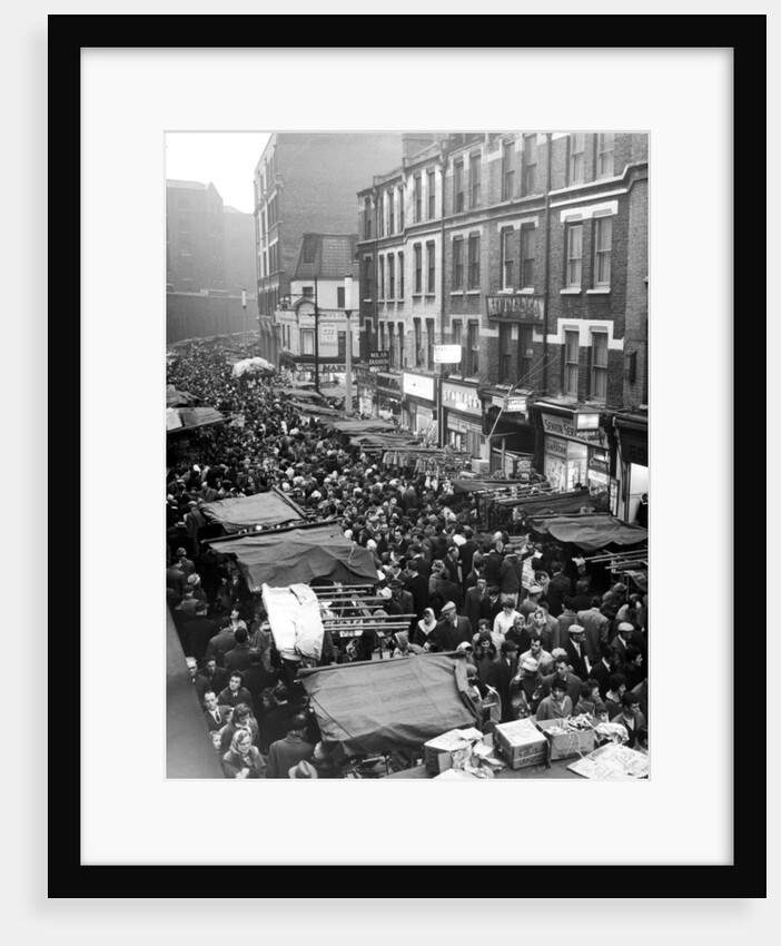 Petticoat Lane 1960 by George Greenwell