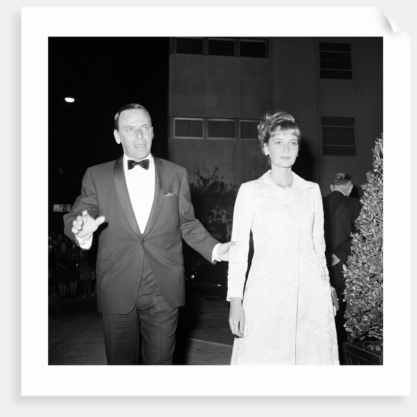 Frank Sinatra 1965 by Ron Burton