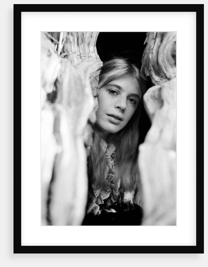 Marianne Faithfull 1971 by Bill Rowntree