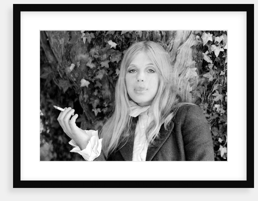 Marianne Faithfull 1971 by Bill Rowntree