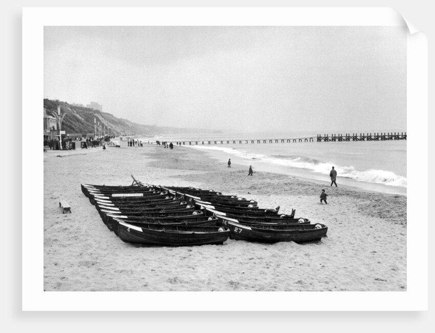 Bournemouth beach, 1964 by Daily Mirror