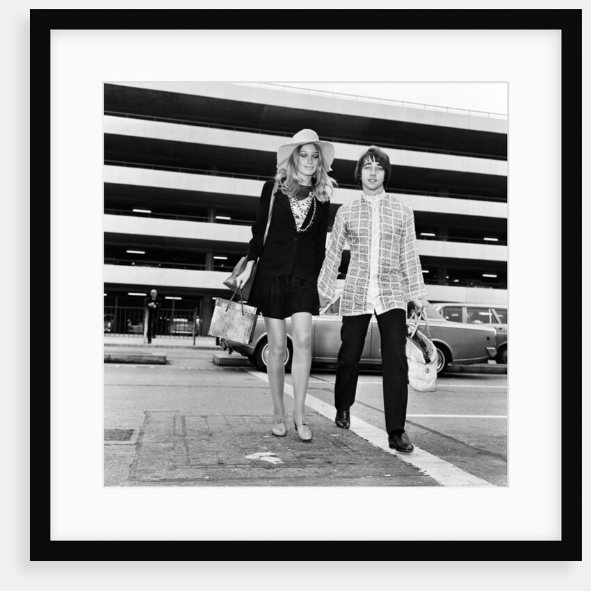 The Hollies 1967 by Tony Sellers