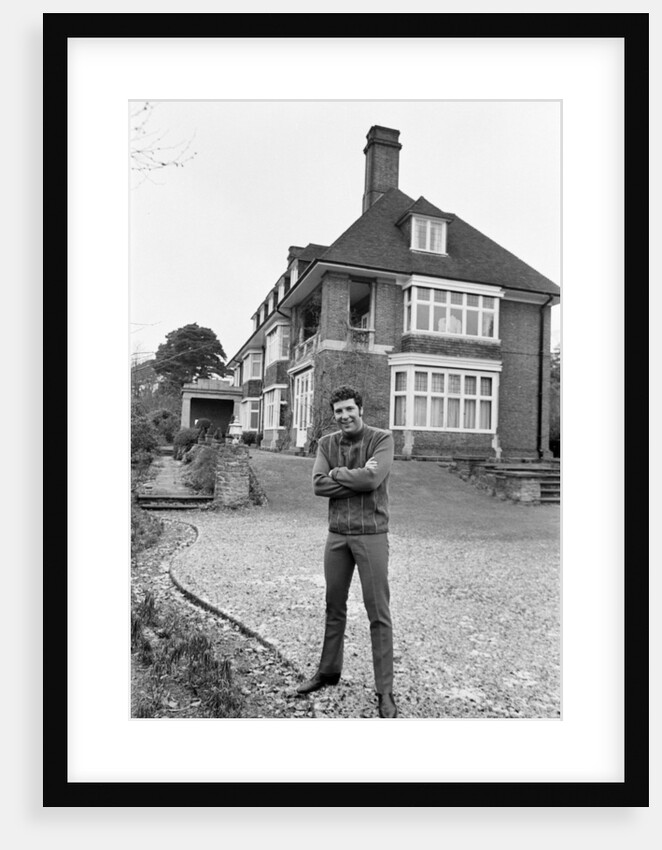 Tom Jones by Bela Zola