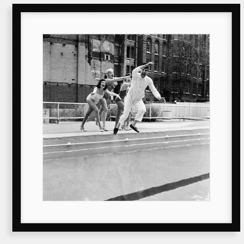 Oasis Lido, London, 1959 by Eric Harlow