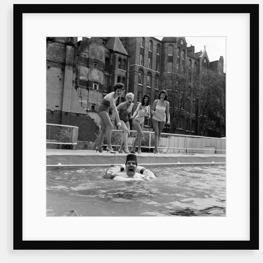 Oasis Lido, London, 1959 by Eric Harlow
