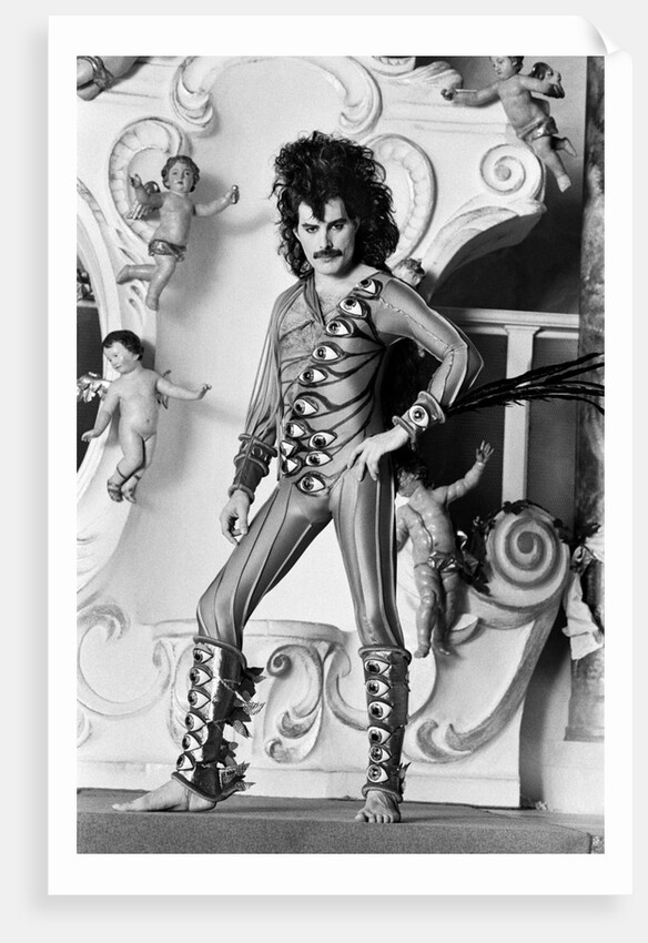 Queen making music video 1984 by Mike Maloney