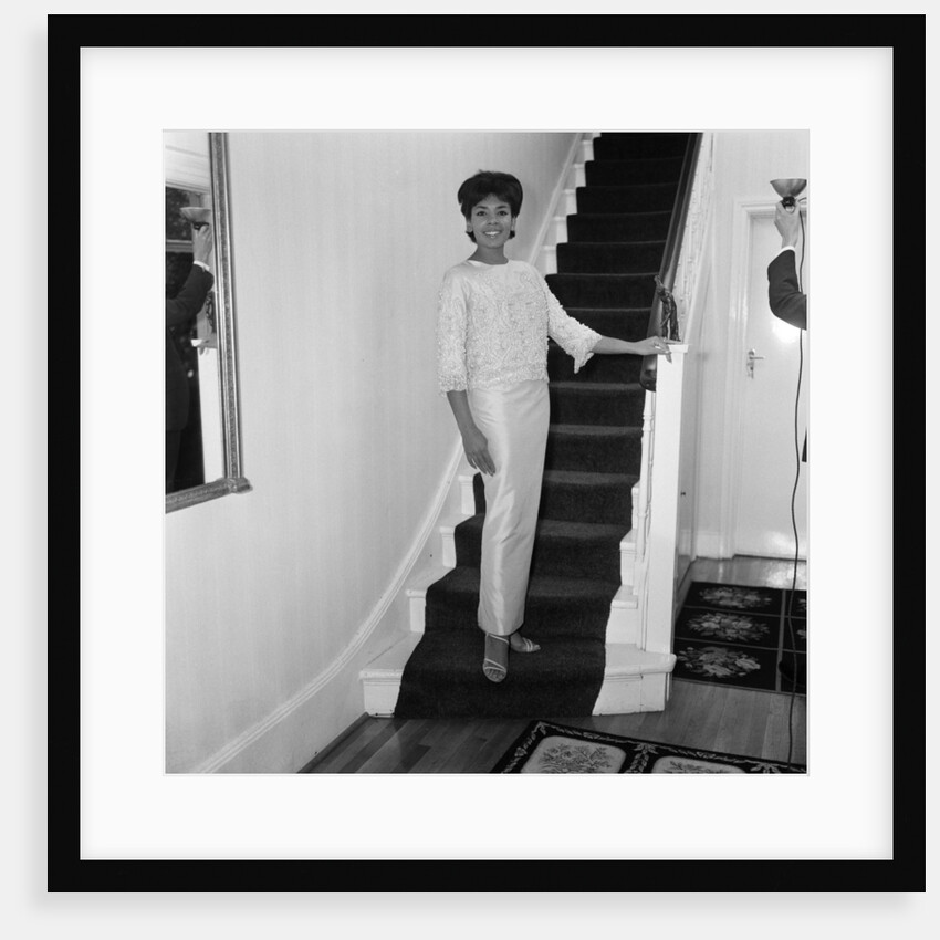 Shirley Bassey by Freddie Reed