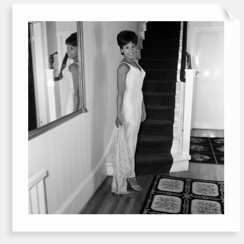 Shirley Bassey by Freddie Reed