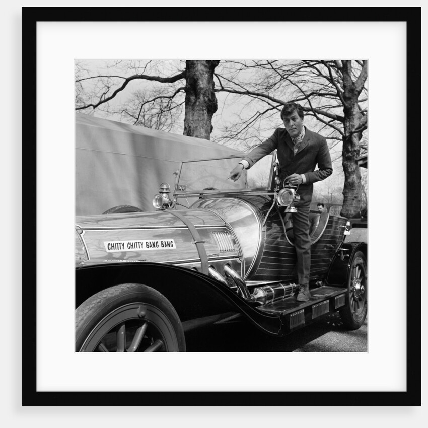 Battersea Easter Parade by Zola