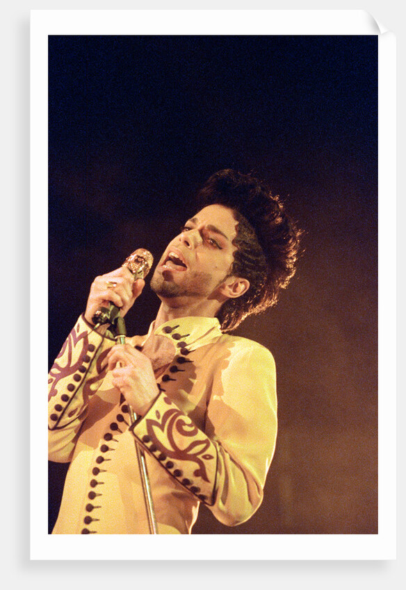Prince performing 1992 by James