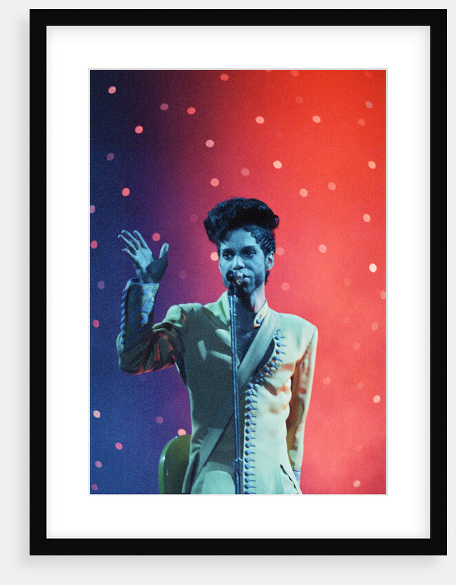 Prince performing 1992 by James