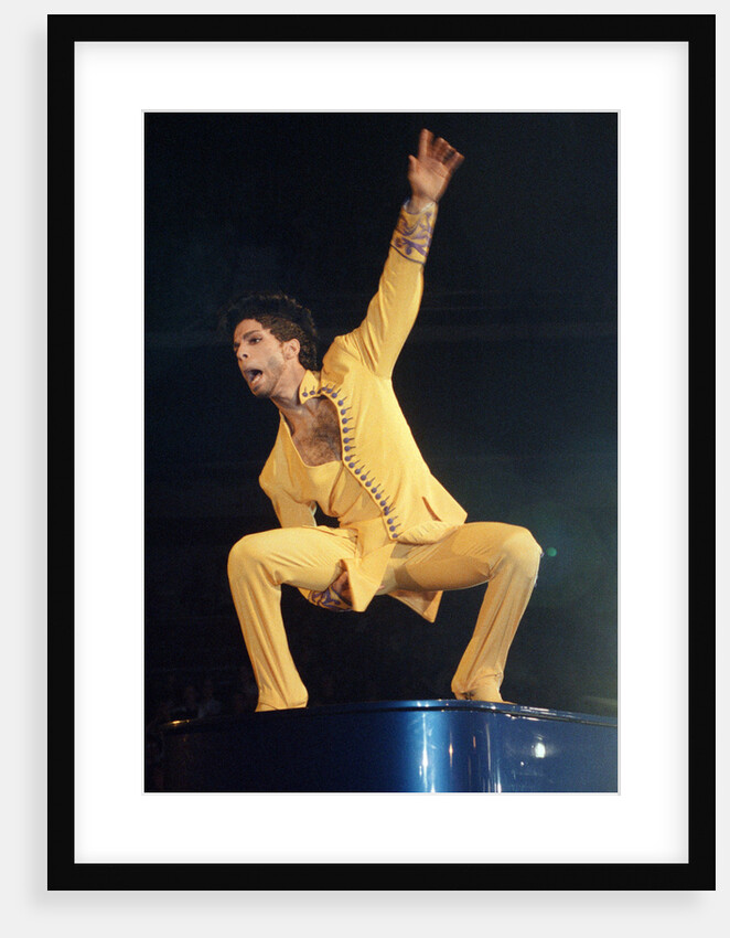 Prince performing 1992 by James