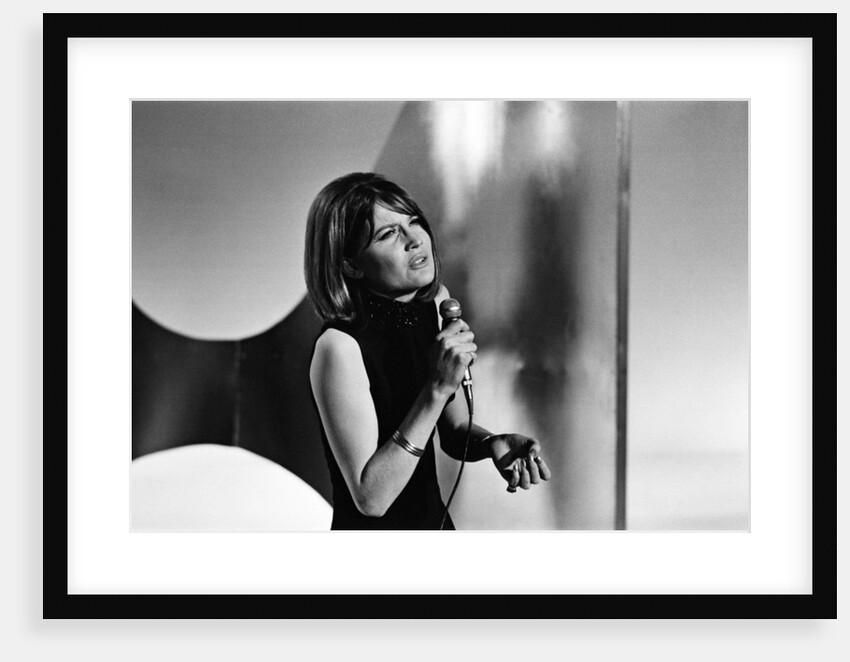 Sandie Shaw by Peter Price