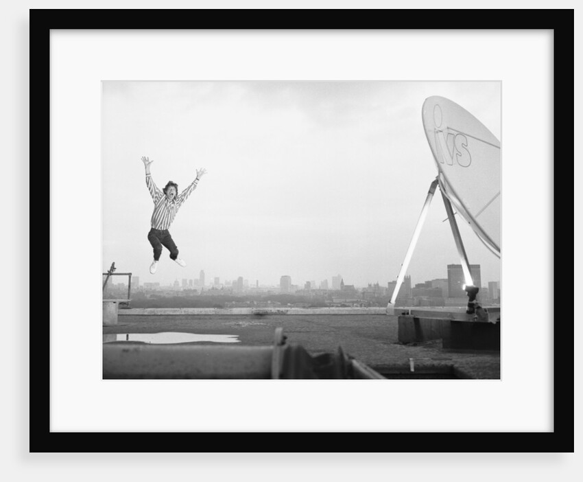 Mick Jagger on the roof of the Daily Mirror building by Anonymous