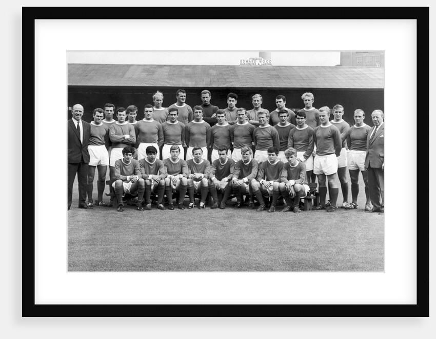1963 Manchester United line up by Staff