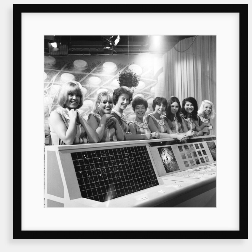 On the set of the Dr Who adventure "The Ark" by Anonymous