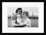 Peter Shilton and family 1973 by Bill Ellman