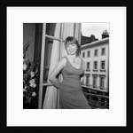 Shirley MacLaine by Bela Zola