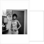 Shirley Bassey by Ray Weaver