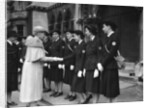 Queen Mary with American red cross women in Bristol during the Second World War by Anonymous