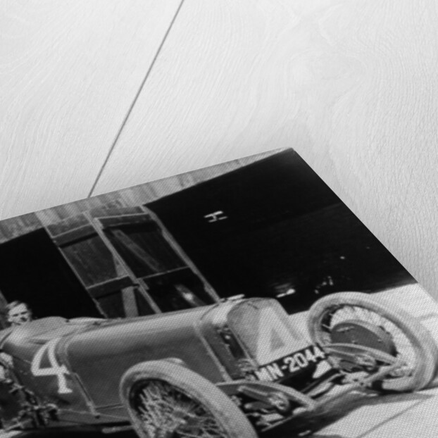 Henry Segrave in an 8 cylinder Sunbeam, Isle of Man, 1922 by Unknown