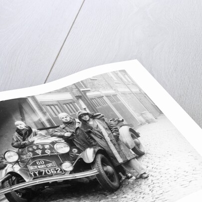 J Walters, JA Driskell, R Silva and ID Stuthers with a Ford V8, (1932?) by Unknown