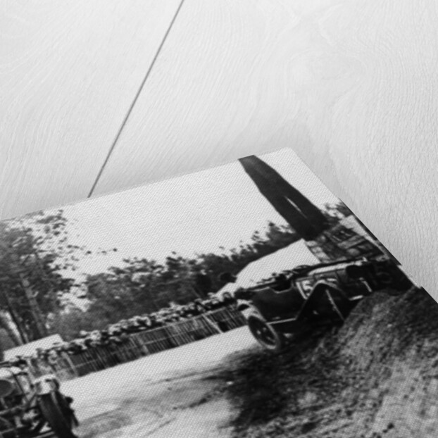 Bentley passing crashed Lagonda, Le Mans 24 Hours, 1928 by Unknown