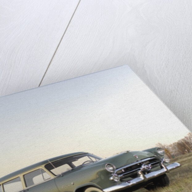 Ford Ranch wagon with kom pack trailer 1952 by Simon Clay