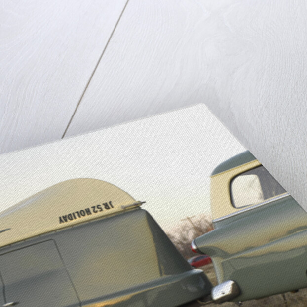 Ford Ranch wagon with kom pack trailer 1952 by Simon Clay