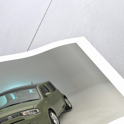 Nissan Cube 2008 by Simon Clay