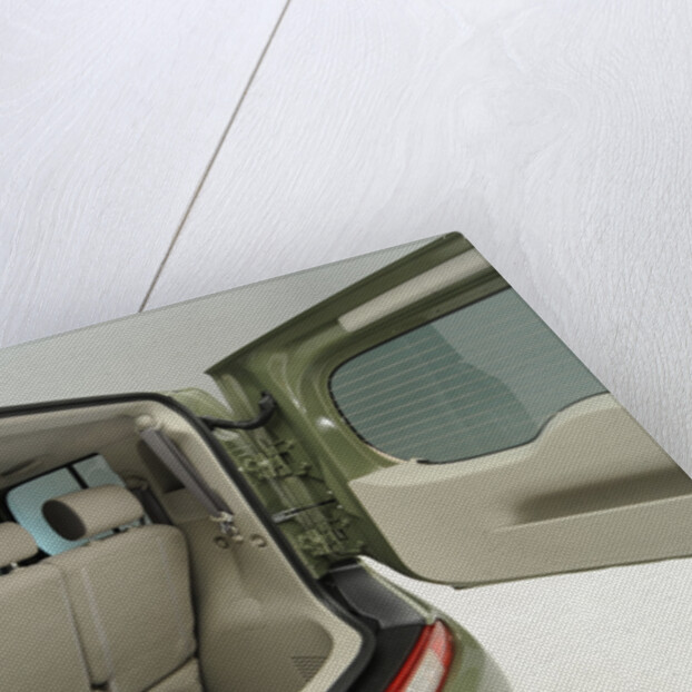 Nissan Cube 2008 by Simon Clay