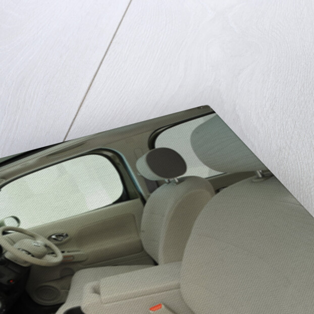 Nissan Cube 2008 by Simon Clay