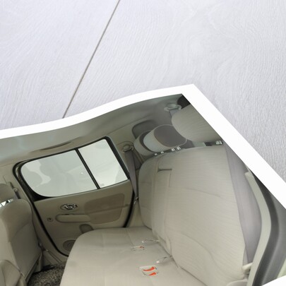 Nissan Cube 2008 by Simon Clay