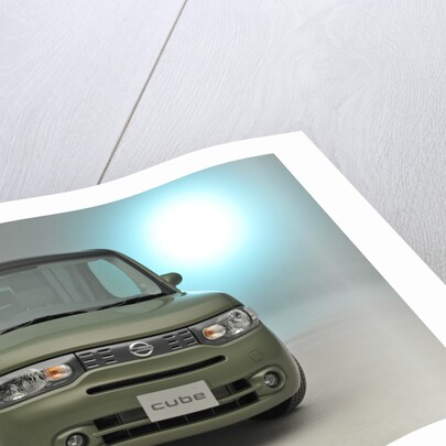Nissan Cube 2008 by Simon Clay