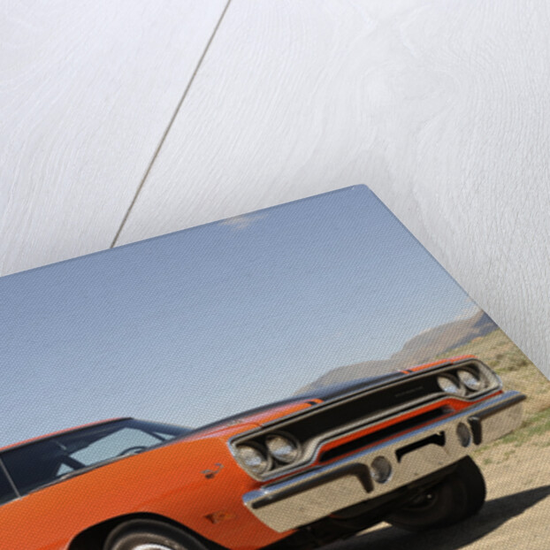 Plymouth Hemi Roadrunner 1970 by Simon Clay