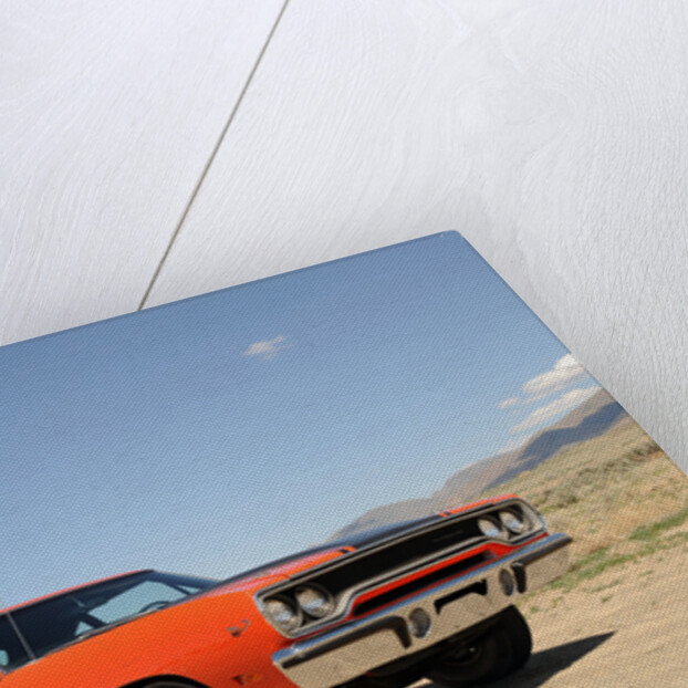 Plymouth Hemi Roadrunner 1970 by Simon Clay