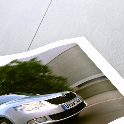 Skoda SUPERB 2008 by Simon Clay