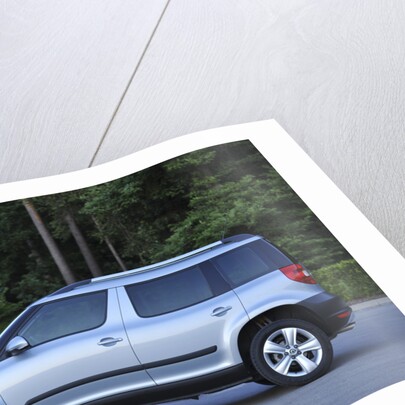 Skoda Yeti 2009 by Simon Clay