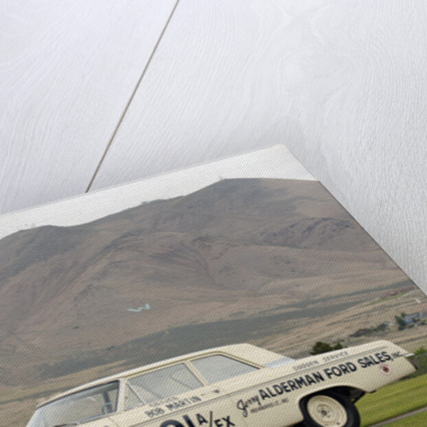 Ford Galaxie 500 race car 1962 by Simon Clay