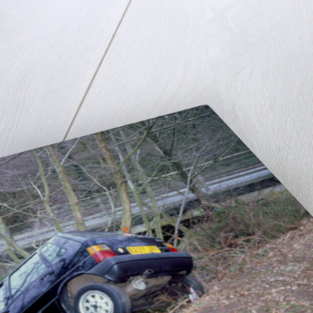 Fiat Uno crashed in to ditch by Unknown