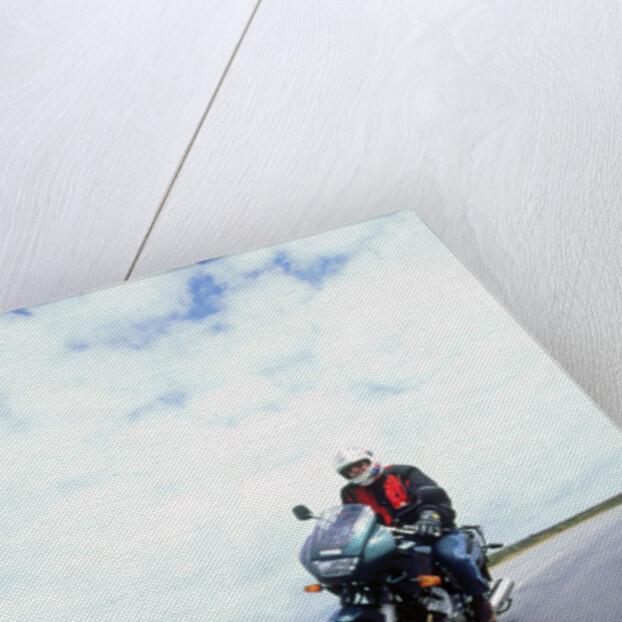 2000 Yamaha XJ 600s Diversion motorcycle by Unknown