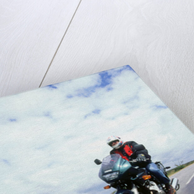 2000 Yamaha XJ 600s Diversion motorcycle by Unknown