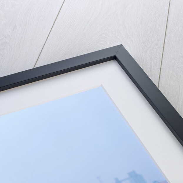 Queen Mary II with Queen Elizabeth II, Southampton, May 2004 by Unknown