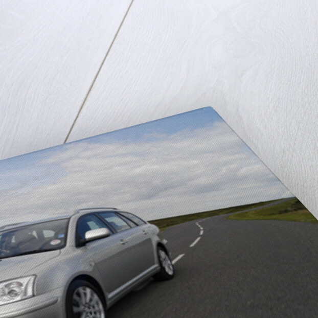 2004 Toyota Avensis Estate by Unknown