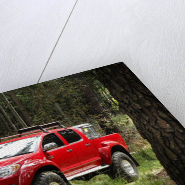 2007 Toyota HiLux Arctic Explorer by Unknown