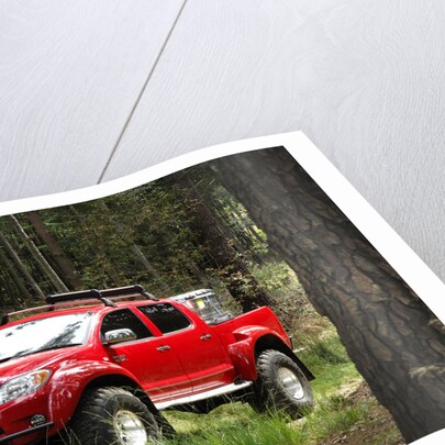 2007 Toyota HiLux Arctic Explorer by Unknown