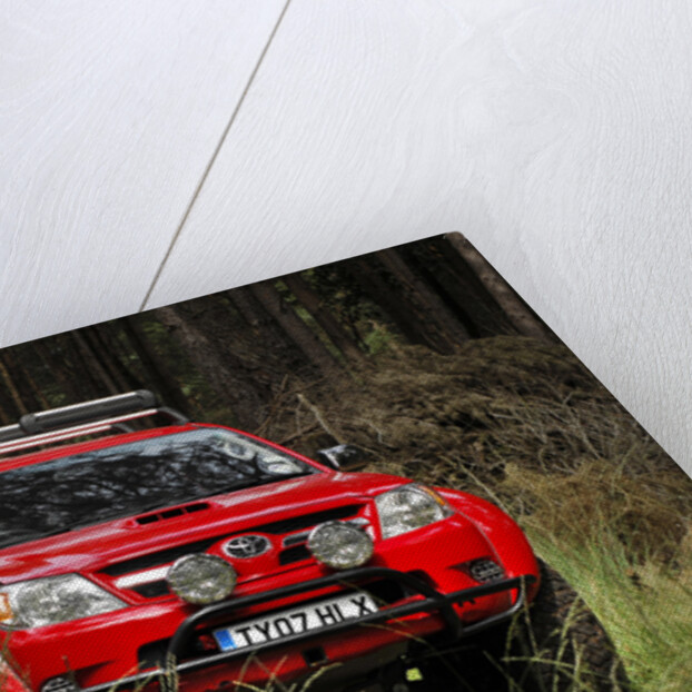 2007 Toyota HiLux Arctic Explorer by Unknown