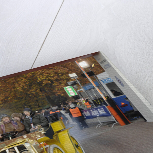 1902 Darracq on 2007 London to Brighton Run by Unknown