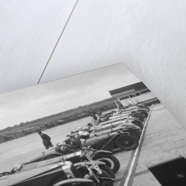 Cars on the start line at the JCC Members Day, Brooklands, 4 July 1931 by Bill Brunell